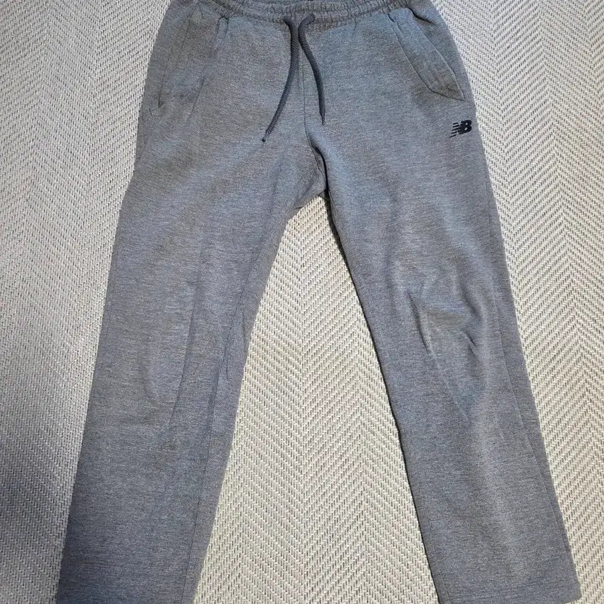 [BUNJANG] New Balance Sweatpants M Size / 뉴발란스 스웻팬츠m사이즈