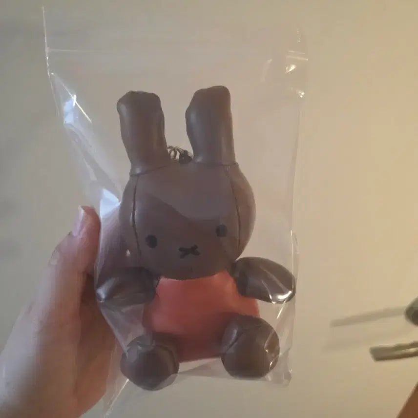 [BUNJANG] Miffy Tanning Leather-Feel Keyring Brown / 미피 태닝 키링 브라운 보관만한새상품 가죽느낌키링