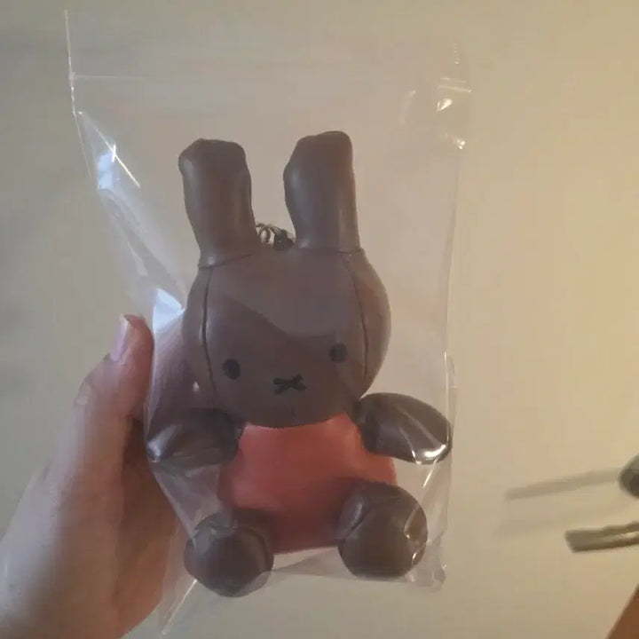 [BUNJANG] Miffy Tanning Leather-Feel Keyring Brown / 미피 태닝 키링 브라운 보관만한새상품 가죽느낌키링