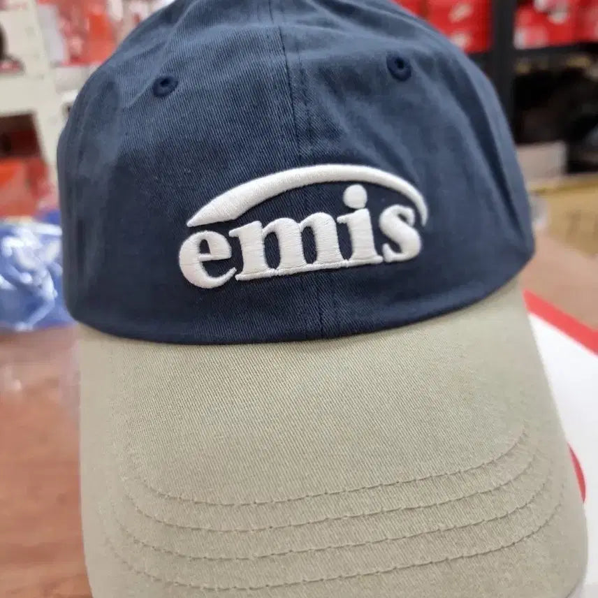 [BUNJANG] EMIS Embroidered Logo Ball Cap Navy / 이미스 자수로고 볼캡 배색네이비 새상품