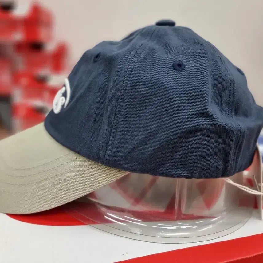 [BUNJANG] EMIS Embroidered Logo Ball Cap Navy / 이미스 자수로고 볼캡 배색네이비 새상품