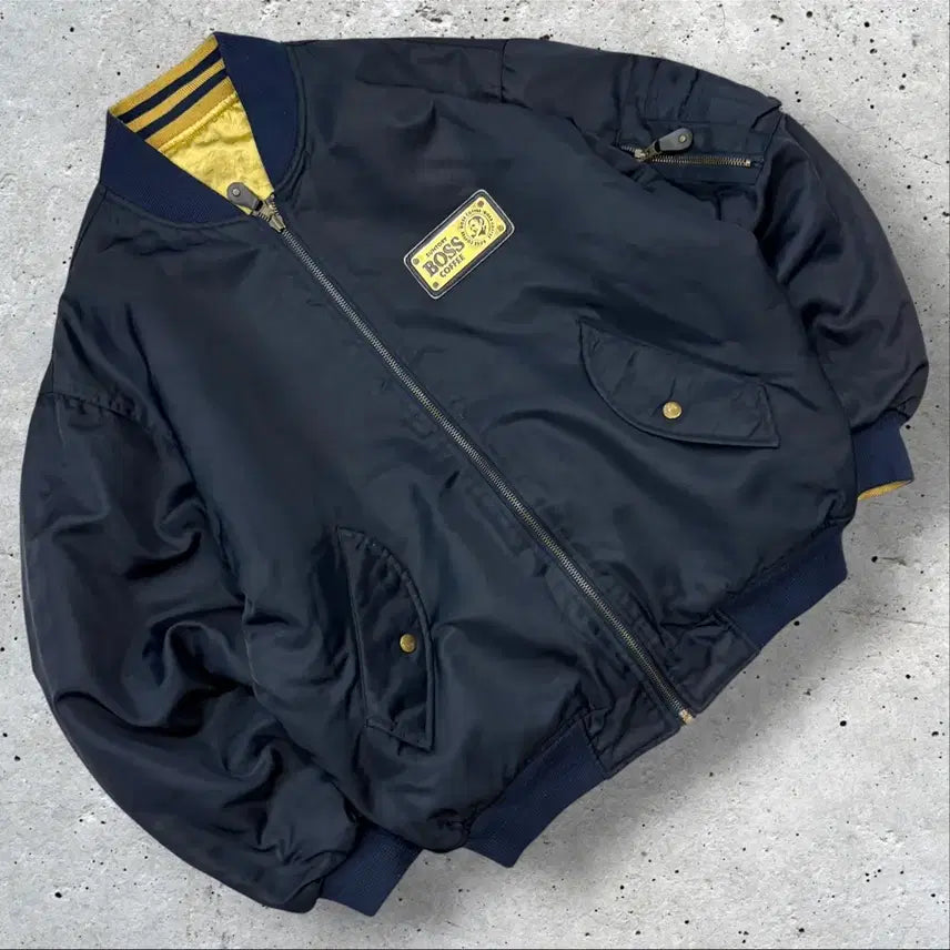 [BUNJANG] Suntory BOSS Reversible Gold Bomber Jacket / 산토리 보스 BOSS 리버시블 골드 점퍼 집업 자켓
