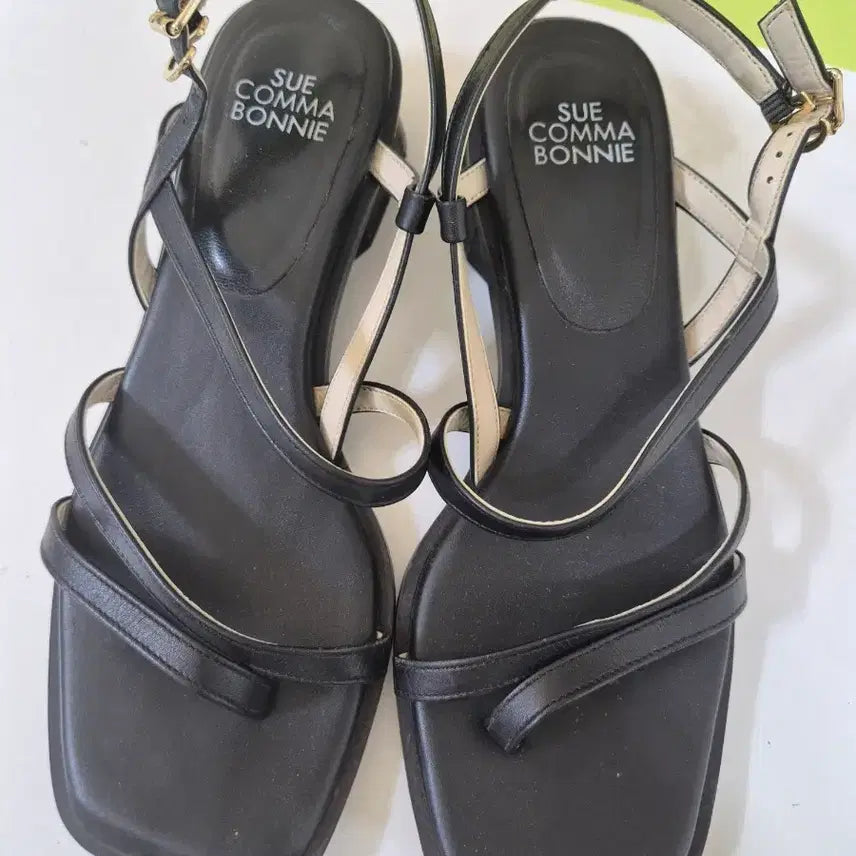 [BUNJANG] SUECOMMA BONNIE Leather Sandals (235) / 슈콤마보니 가죽 샌들(235)