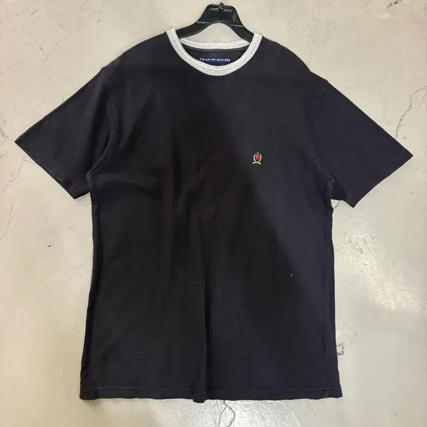 [BUNJANG] Tommy Hilfiger Embroidered Logo Short Sleeve T-Shirt M / 만원샵 타미힐피거 자수로고 반팔티 M
