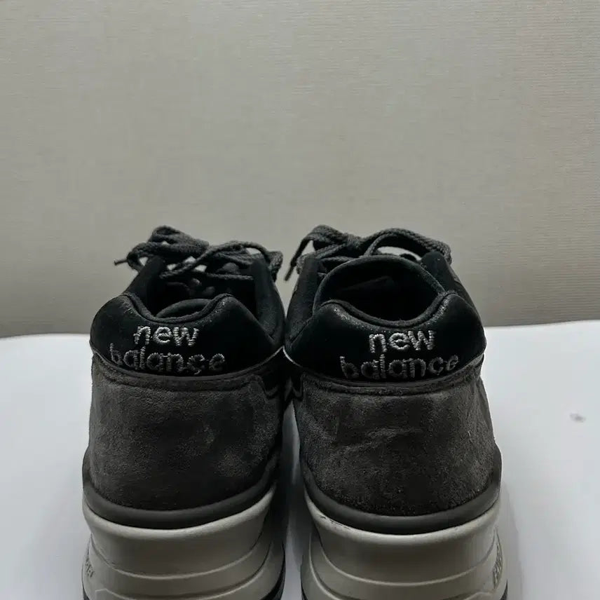[BUNJANG] New Balance 997 Winter Peak M997BRK Sneakers (260) / 뉴발란스 997 윈터피크(M997BRK)/(260)