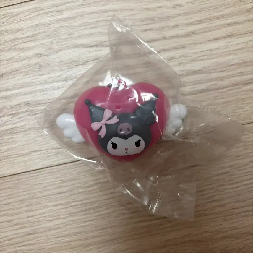 [BUNJANG] Sanrio Dreaming Angel Heart Light Gacha Kuromi Sealed / 산리오 꿈꾸는 엔젤 하트 라이트 가챠 쿠로미 미개봉