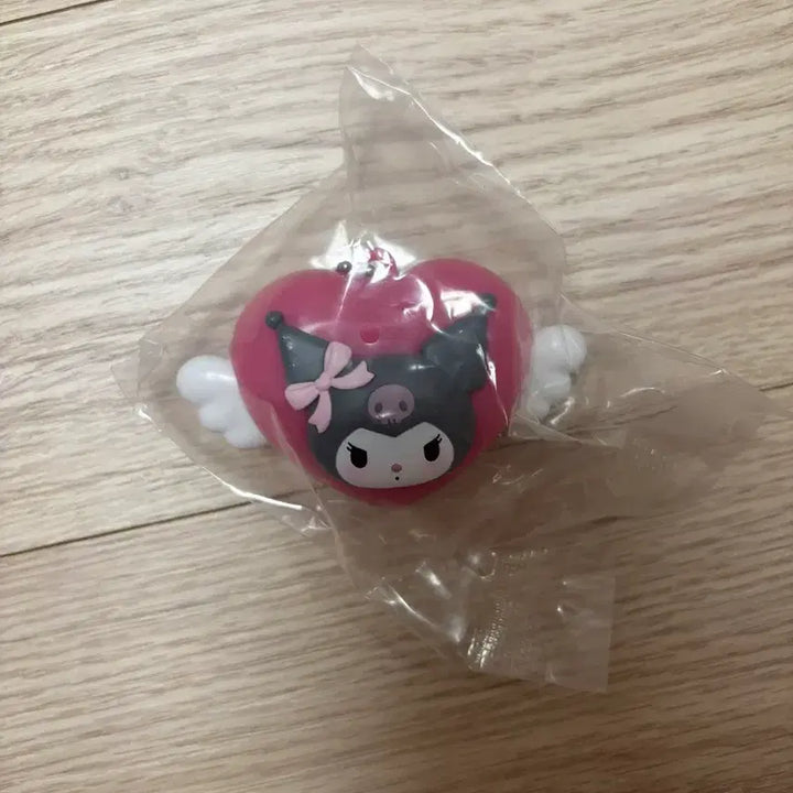 [BUNJANG] Sanrio Dreaming Angel Heart Light Gacha Kuromi Sealed / 산리오 꿈꾸는 엔젤 하트 라이트 가챠 쿠로미 미개봉