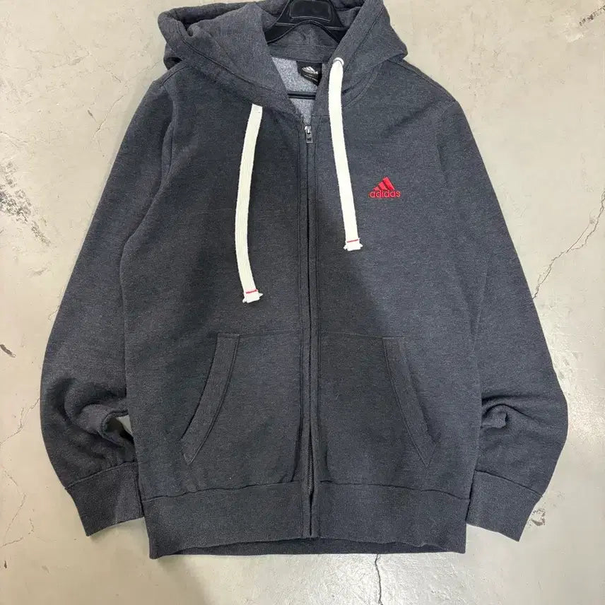 [BUNJANG] Adidas Logo Hoodie Zip-up Size 105 / 만원샵 아디다스 로고 후드집업 105