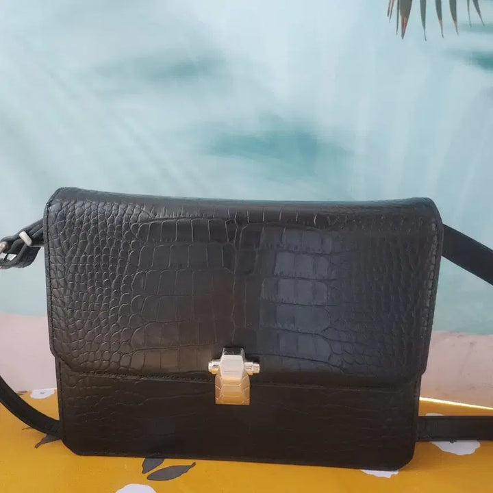 [BUNJANG] It Misha Black Crocodile Pattern Shoulder Bag / 거의 새상품 잇미샤 블랙 악어 패턴 숄더백 매장가10만원 훨씬넘음