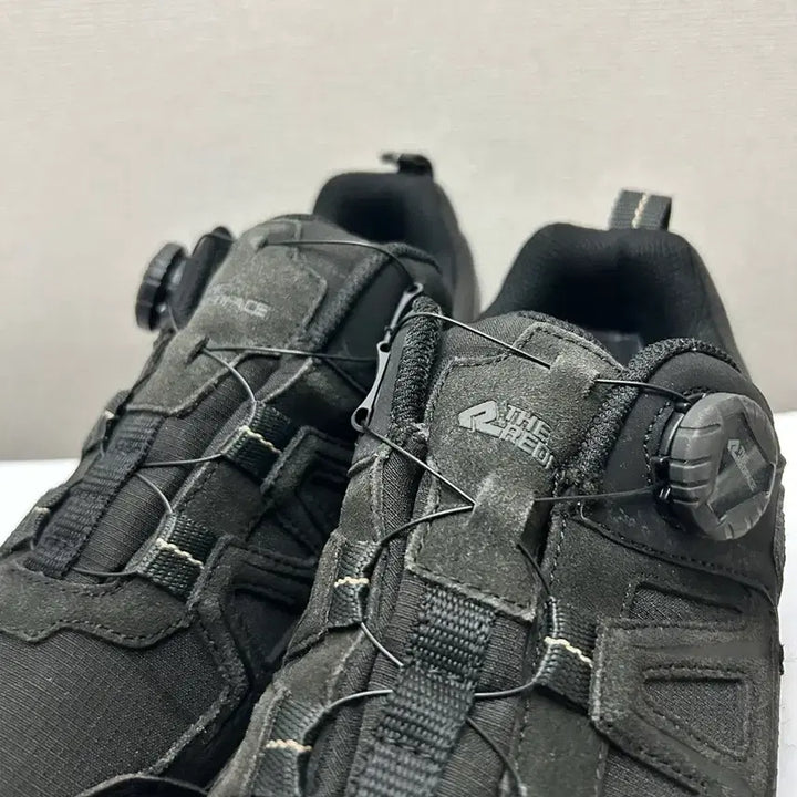 [BUNJANG] Redface Dial Trekking Hiking Shoes (Size 275) / 레드페이스 다이얼 트레킹 등산화(275)