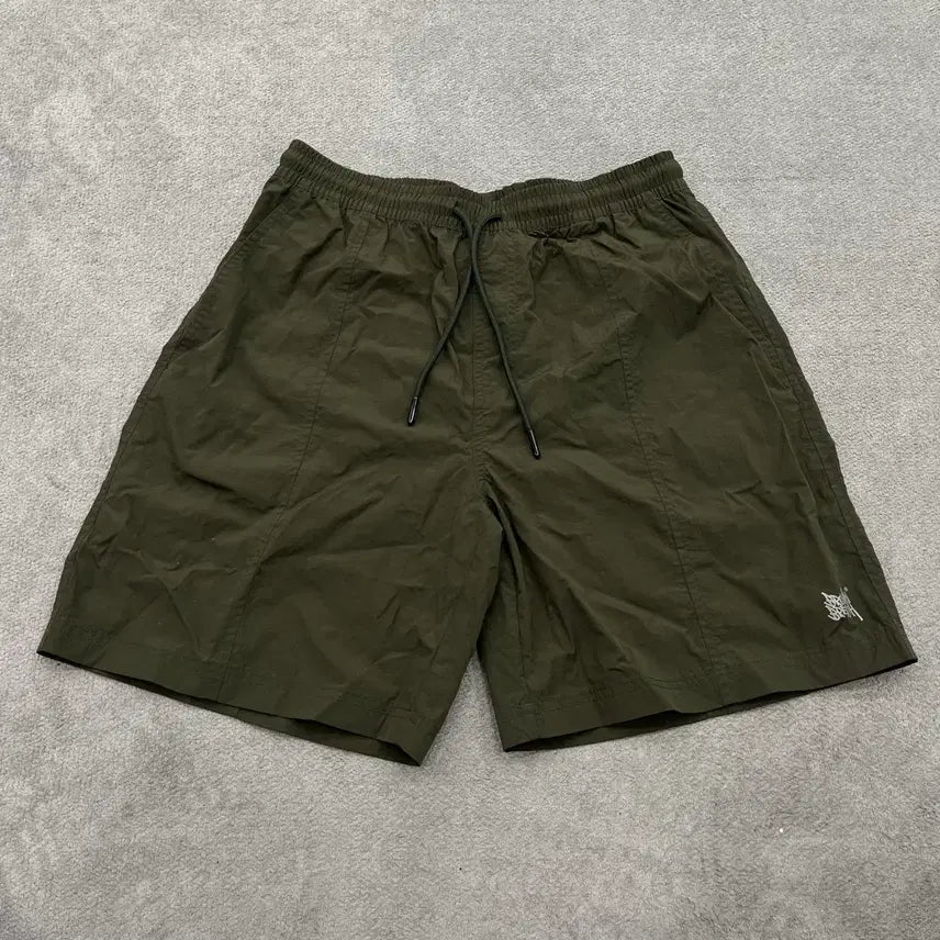 [BUNJANG] M Brown Brass Nylon Shorts / M 브라운브래스 나일론 반바지