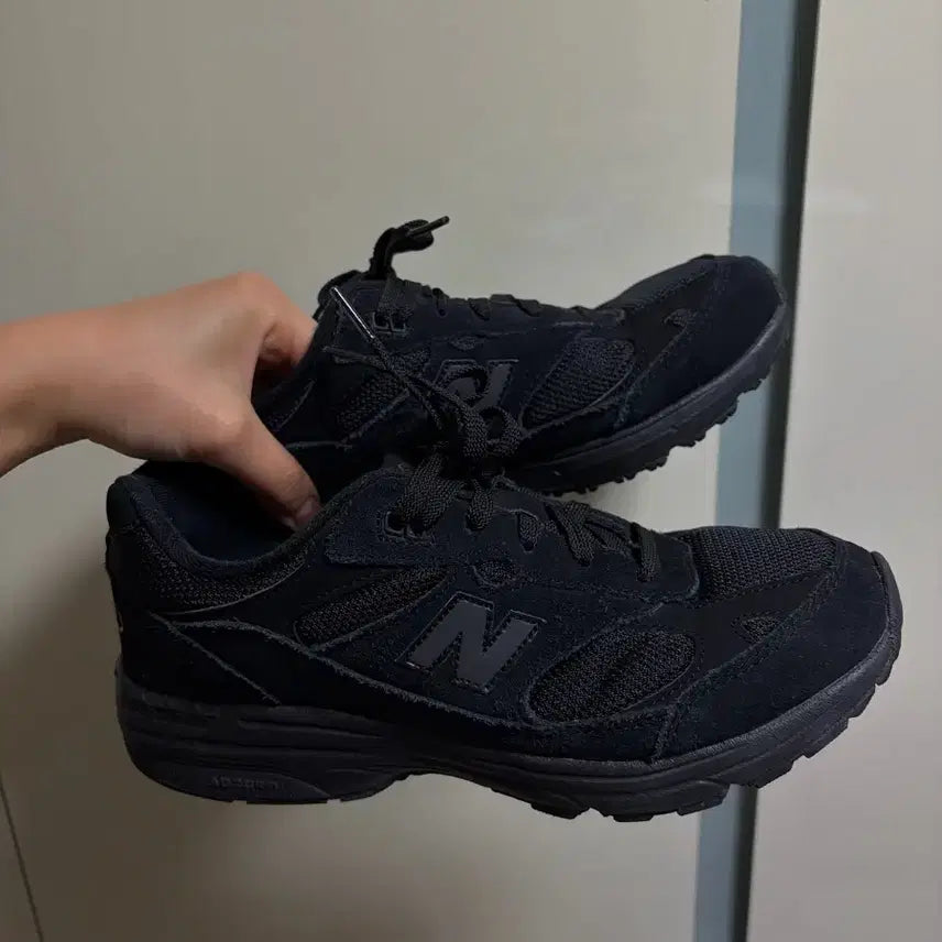 [BUNJANG] New Balance 993 Triple Black Running Shoes / 뉴발란스 993 트리플 블랙 240
