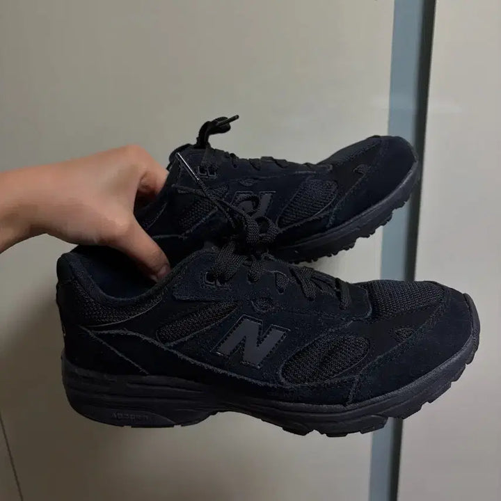 [BUNJANG] New Balance 993 Triple Black Running Shoes / 뉴발란스 993 트리플 블랙 240
