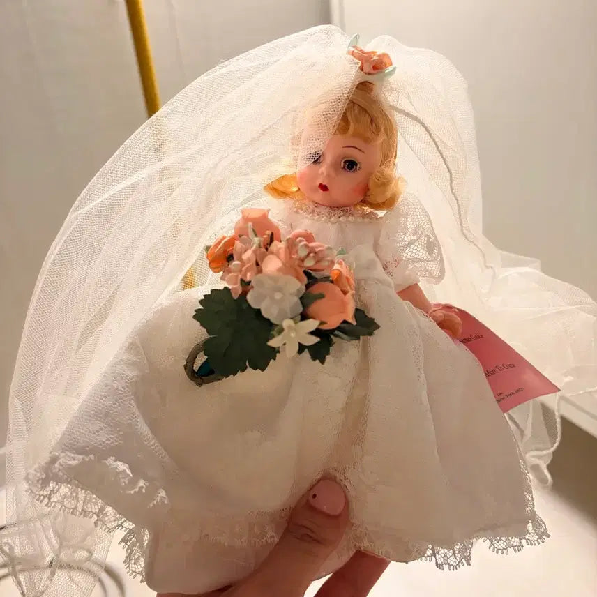 [BUNJANG] Madame Alexander Wedding Doll 18cm Vintage with Box / 마담 알렉산더 웨딩 박스포함 빈티지인형 18cm