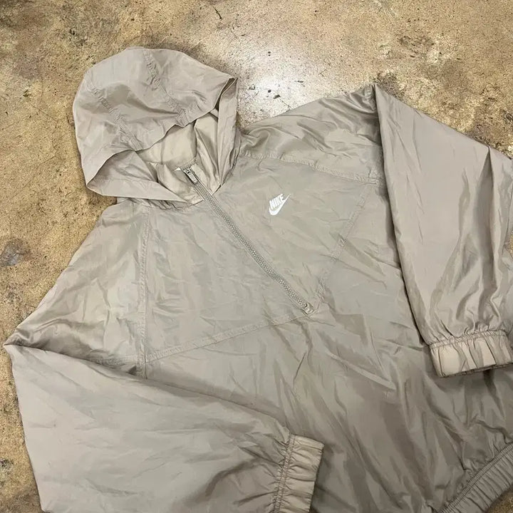 [BUNJANG] Nike Hood Windbreaker Anorak Beige / [정품/M] 나이키 후드 바람막이 아노락 베이지