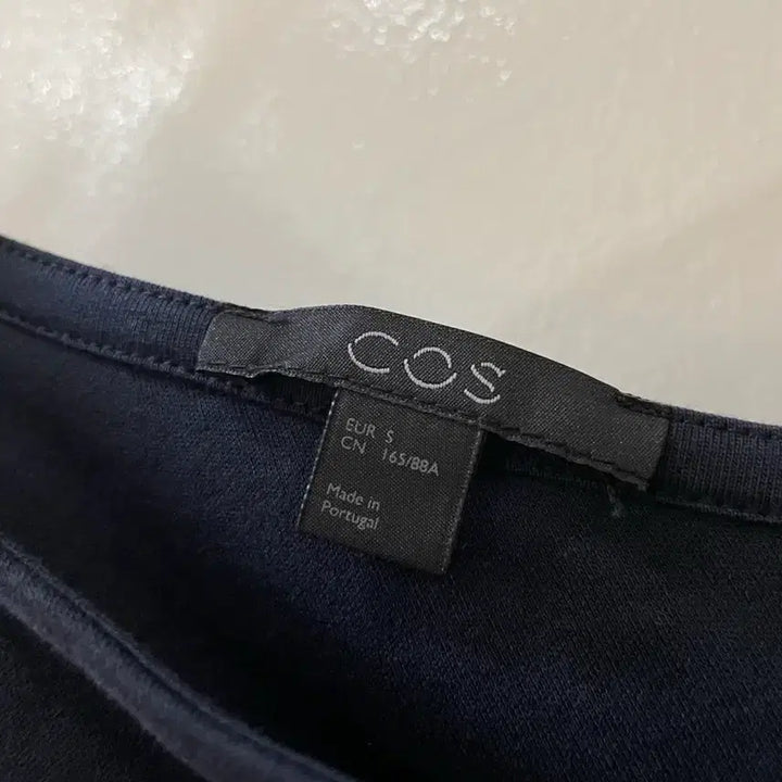 [BUNJANG] COS Off-Shoulder Mini Dress - Black / Cos 오프숄더 블랙 원피스