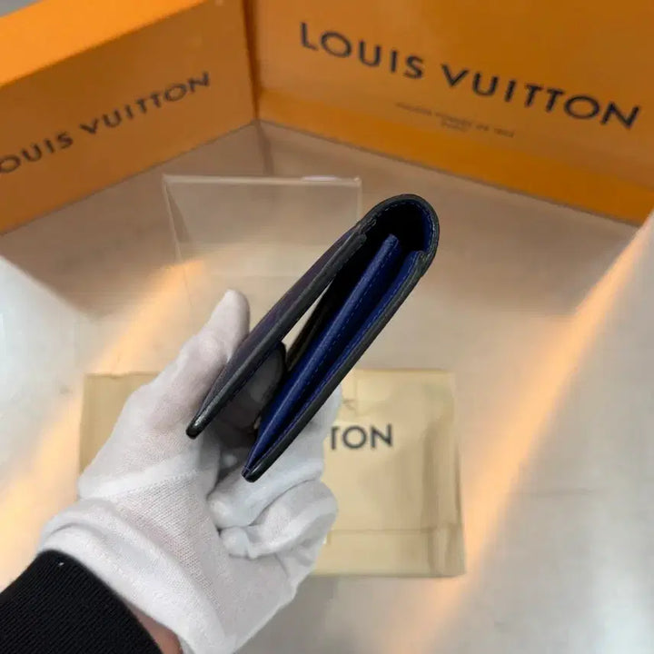 [BUNJANG] Louis Vuitton Eclipse Monogram Brazza Wallet / [리오브] 루이비통 이클립스 모노그램 브라짜 장지갑
