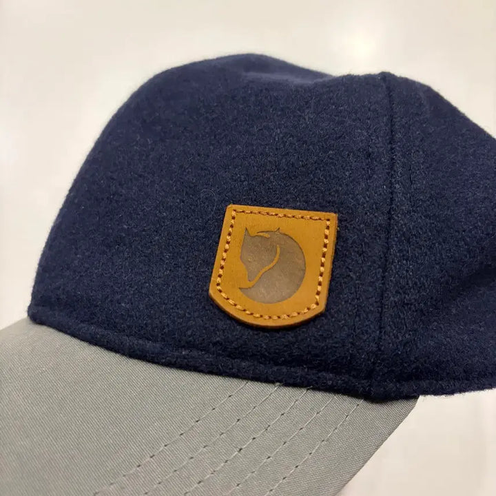 [BUNJANG] Fjällräven Dark Navy Wool Cap Hat / 피엘라벤 다크네이비 볼캡 울 캡 모자