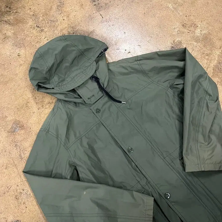[BUNJANG] Nautica Khaki Hooded Windbreaker Jumper / [정품/L] 노티카 카키색 후드 바람막이 점퍼