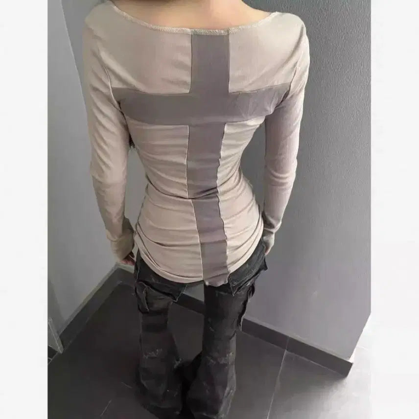 [BUNJANG] Cross Printing Slim Fit Long Sleeve T-Shirt / 십자가 프린팅 슬림핏 긴팔 티셔츠