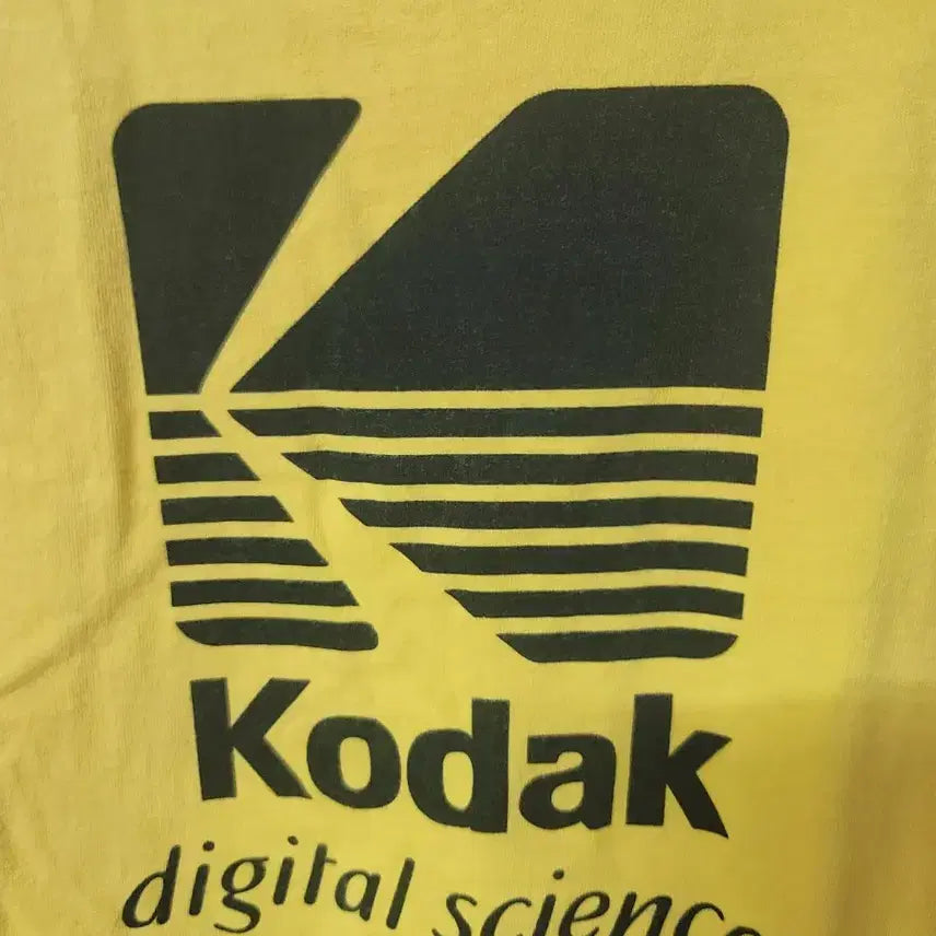 [BUNJANG] Kodak Yellow Short Sleeve T-Shirt (Size 90-95) / 코닥 Kodak 반팔 티셔츠 옐로우90~95