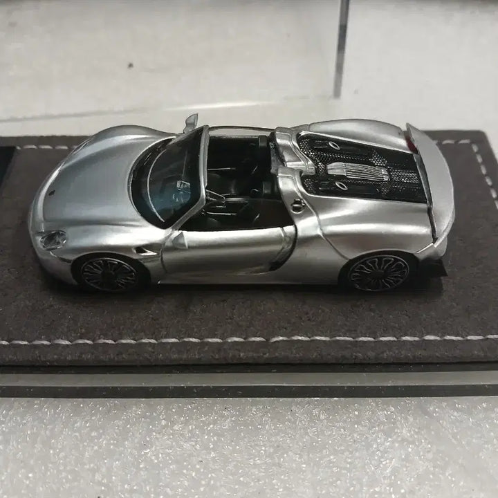 [BUNJANG] TOP LUX 918 Spyder 1:64 Scale Silver New / TOP LUX 918 Spyder 1:64 실버 새상품