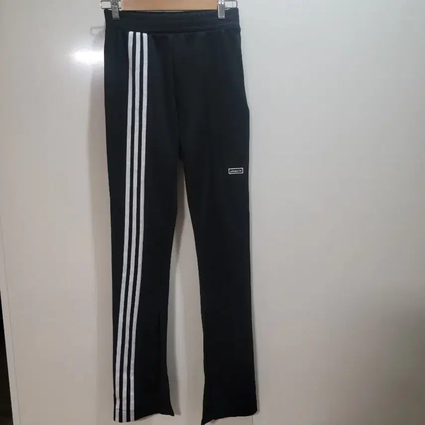 [BUNJANG] Adidas Three-Stripes Split Track Pants Black / 아디다스 삼선 스플릿 블랙 트랙 팬츠 s