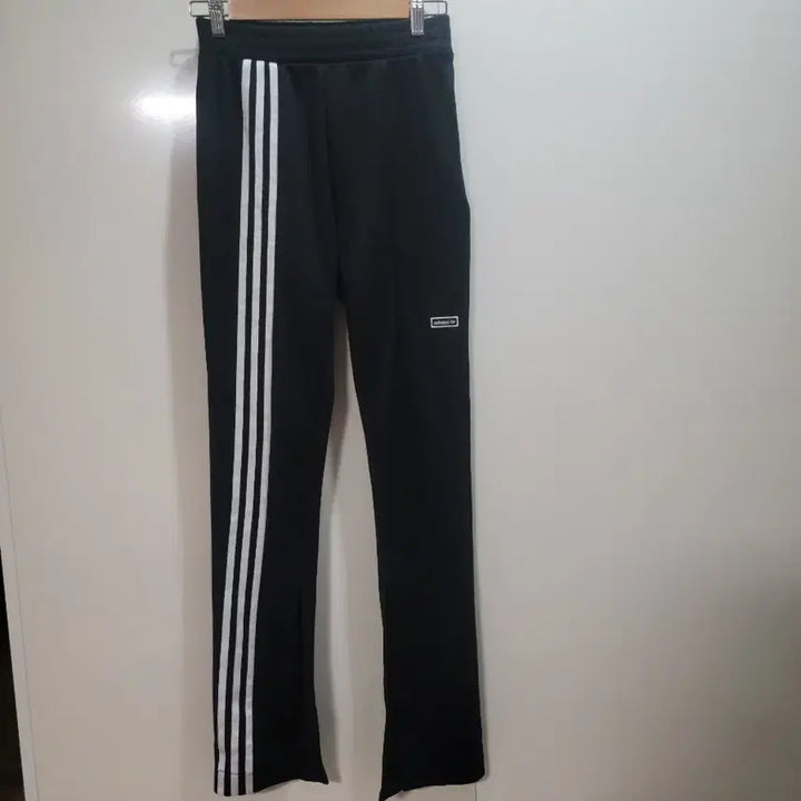 [BUNJANG] Adidas Three-Stripes Split Track Pants Black / 아디다스 삼선 스플릿 블랙 트랙 팬츠 s