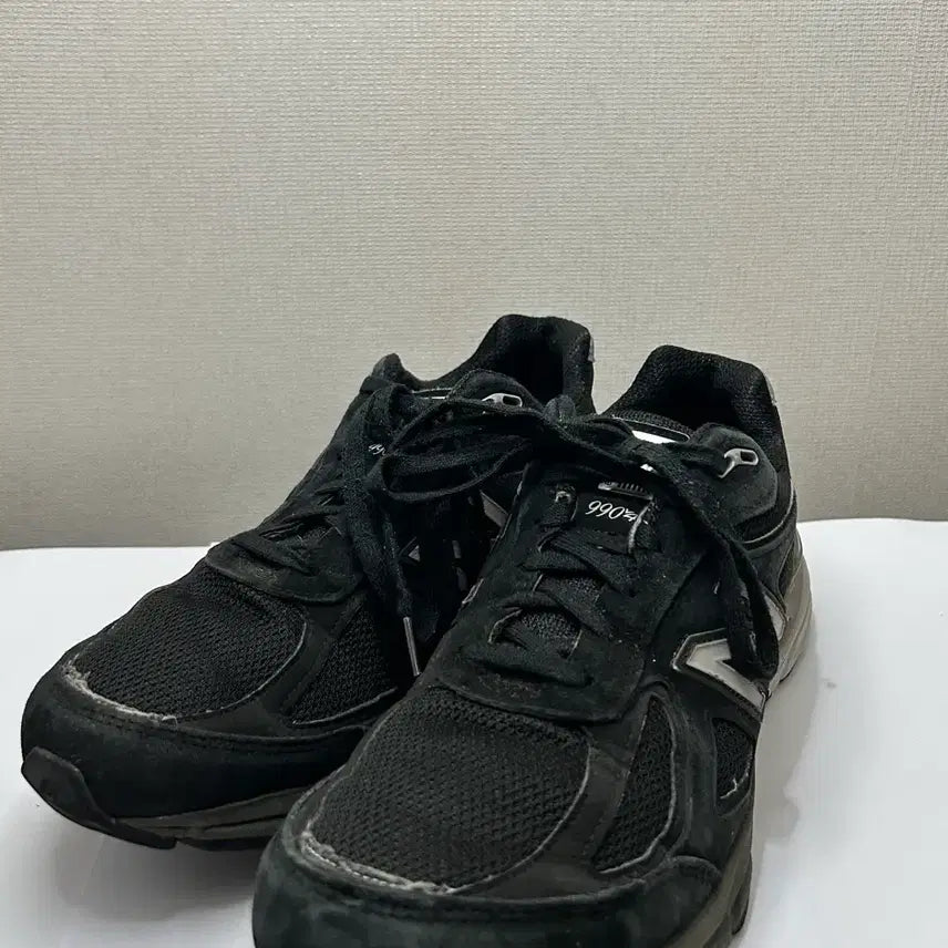 [BUNJANG] New Balance 990v4 All Black Sneakers (Size 290) / 뉴발란스 990v4 올블랙(290)