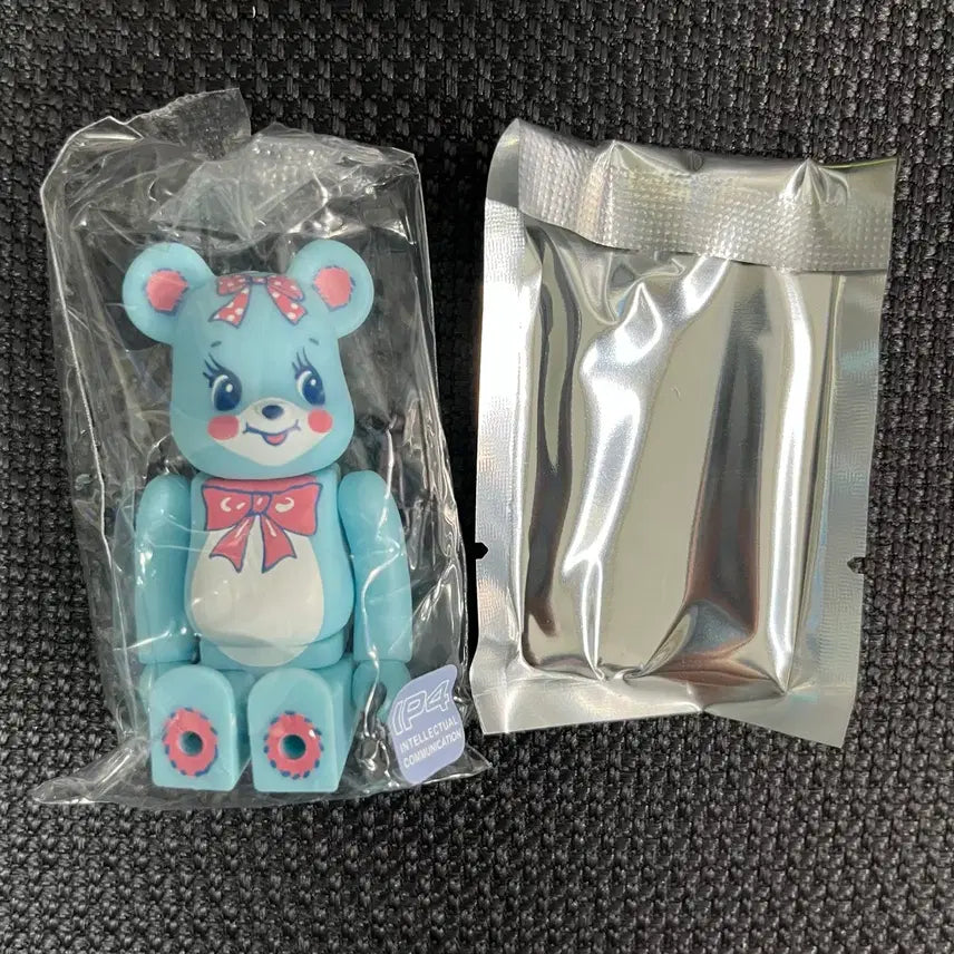 [BUNJANG] Bearbrick 48th Artist Swimmer / 베어브릭 48탄 아티스트 스위머
