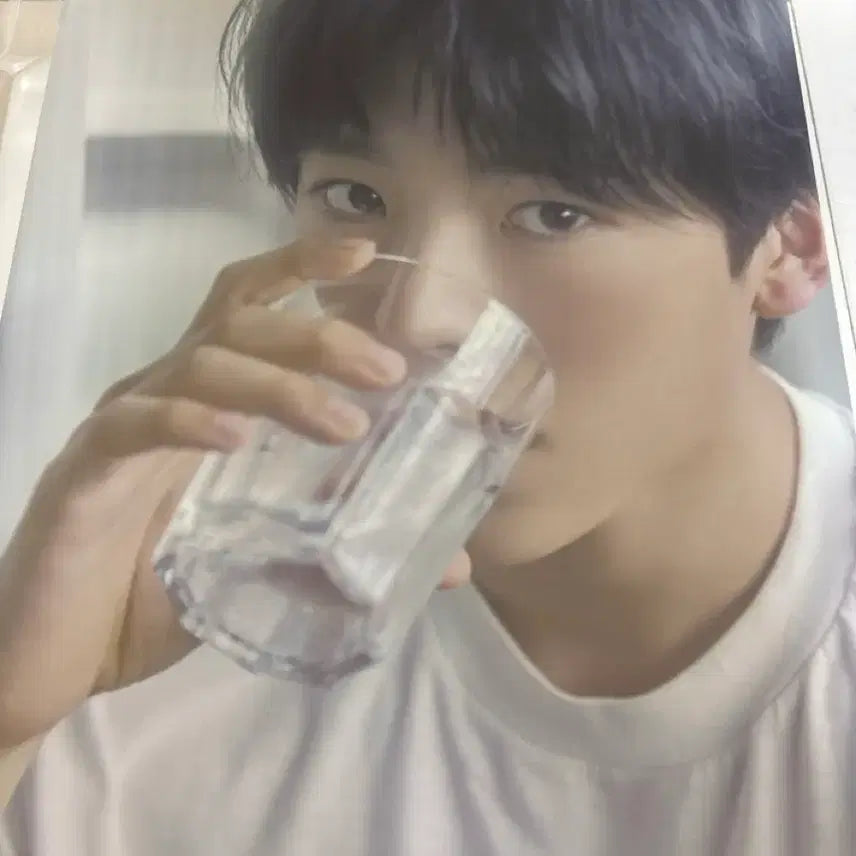 [BUNJANG] NCT WISH Yushi Exhibition Photobook Full Set (Excluding Photocard) / 엔시티위시 전시회 유우시 포토북 포카 제외 풀구성 개봉