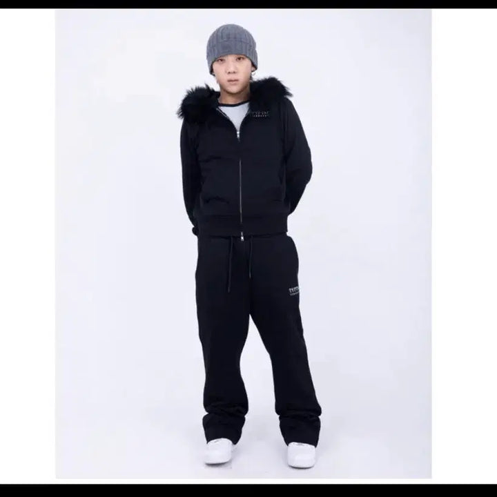 [BUNJANG] PYEONSHAE Yang Hong Won TYPTM Fur Hooded Zip-Up Jacket / 펑쉐이 양홍원 TYPTM 퍼 후드 집업 자켓