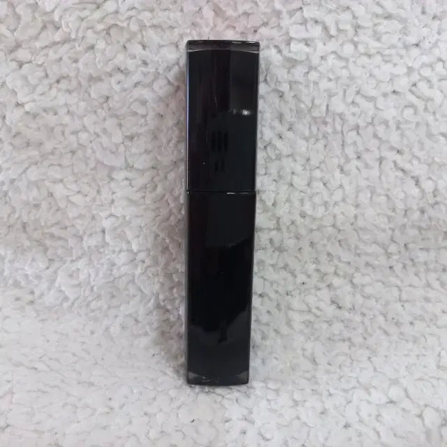 [SOLD OUT] 네이처리퍼블릭 립 스튜디오 인텐스 새틴 립스틱 뉴 블랙 3.2g 핑크티