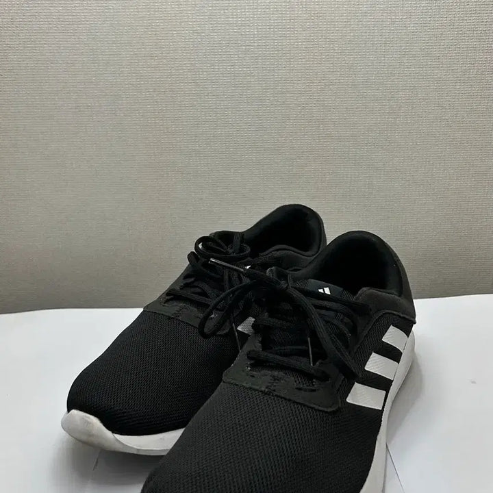 [BUNJANG] Adidas Duramo Sneakers (270) / 아디다스 듀라모 운동화(270)