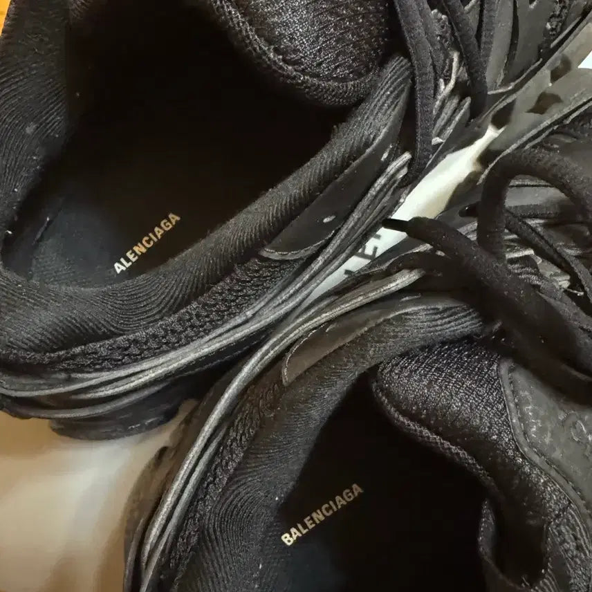 [BUNJANG] Balenciaga Track Black / 발렌시아가 트랙