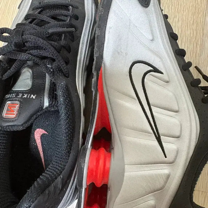 [BUNJANG] Nike Shox Sneakers / 나이키 샥스