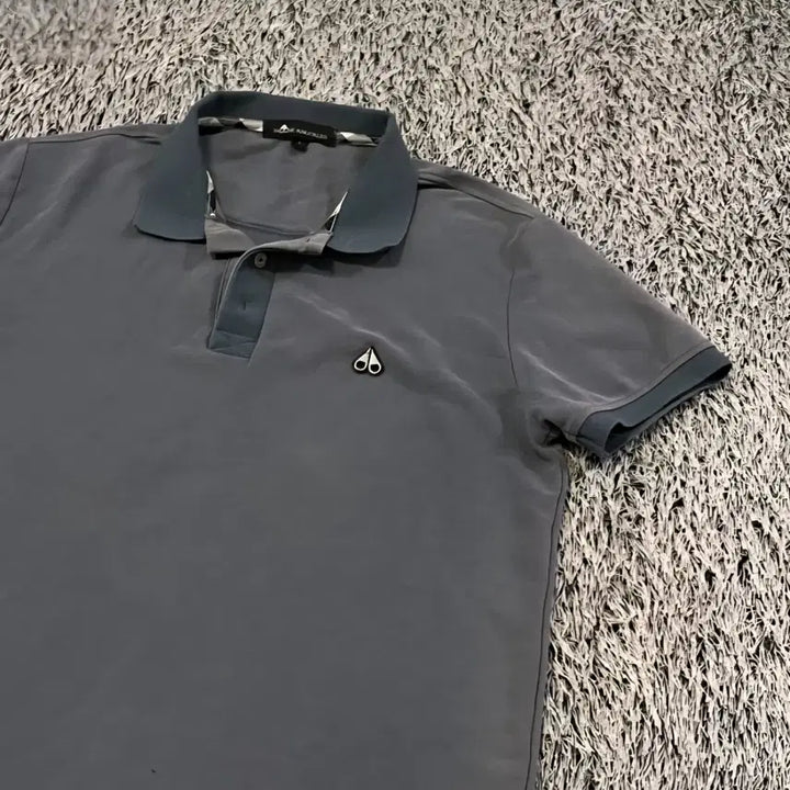 [BUNJANG] Musketeer Carar T-Shirt Gray / (L) 무스너클 반팔 카라 티셔츠 그레이