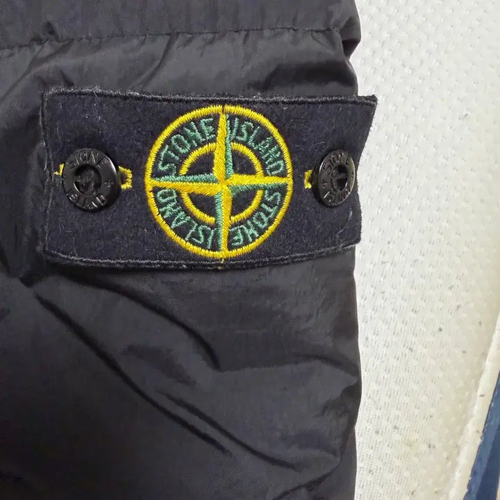 [BUNJANG] Stone Island Kids Padded Jacket Size 12A / 스톤아일랜드 키즈패딩 12a