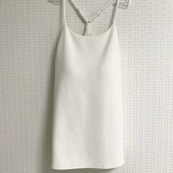 [BUNJANG] Uniqlo Crepe Jersey Bra Camisole Off White M / 유니클로 크레이프 저지브라 캐미솔 오프화이트 M