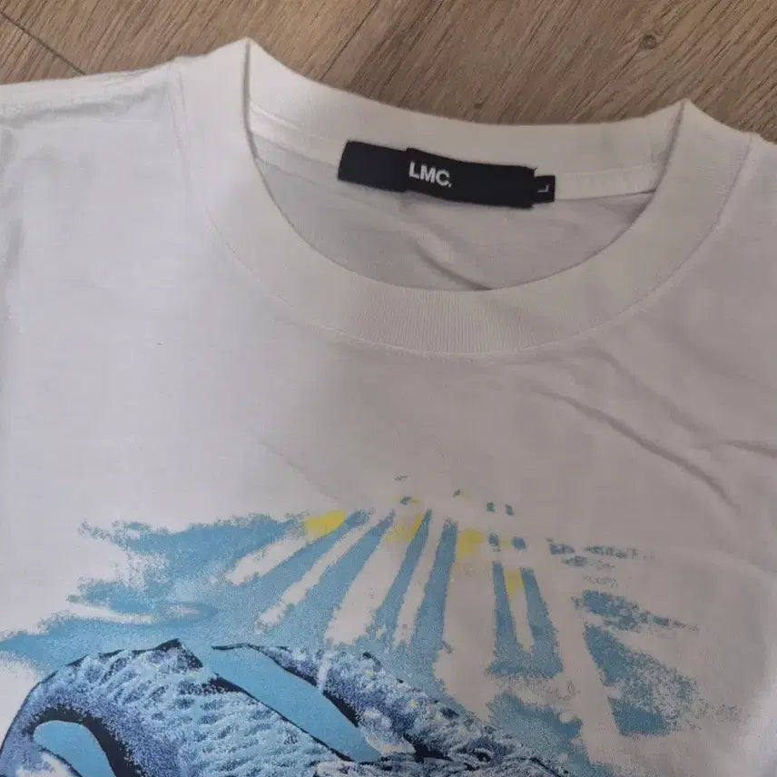 [BUNJANG] LMC White Whale Print Short Sleeve T-Shirt L / LMC 흰색 고래 프린팅 반팔 티셔츠 L