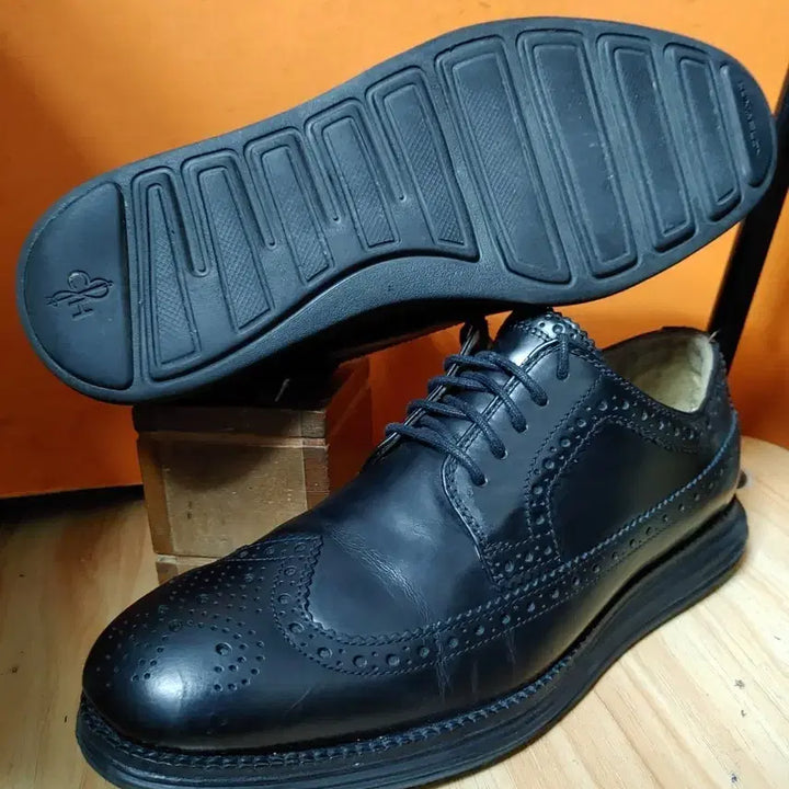 [BUNJANG] Cole Haan Natural Leather Wingtip Loafers / COLE HAAN콜한 천연가죽 윙팁 로퍼(U7추천사이즈250)