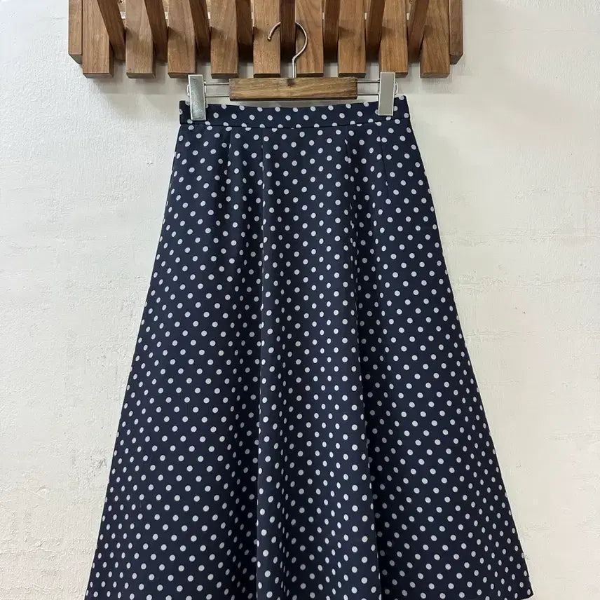 [BUNJANG] Jane More Navy Polka Dot A-Line Flare Midi Skirt / 일본빈티지 JANE MORE 네이비 도트 A라인 플레어 미디 스커트