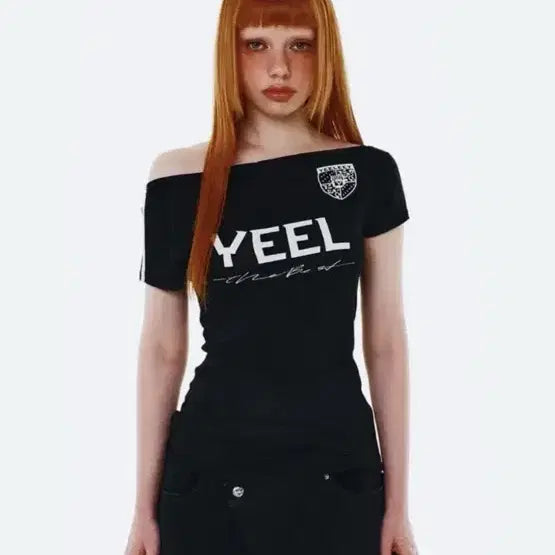 [BUNJANG] YEEL Off-Shoulder Racing T-Shirt / YEEL 오프숄더 레이싱티