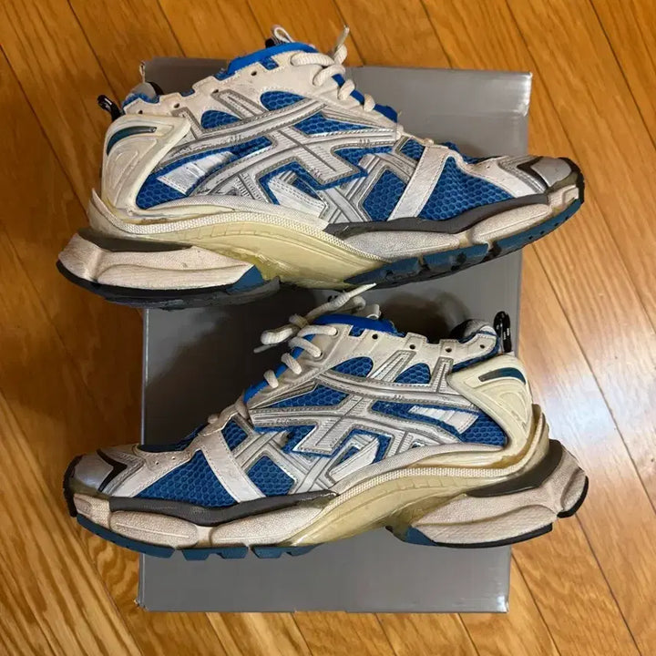 [BUNJANG] Balenciaga New Runner Sneakers Blue Size 43 / 발렌시아가 뉴러너 블루 43