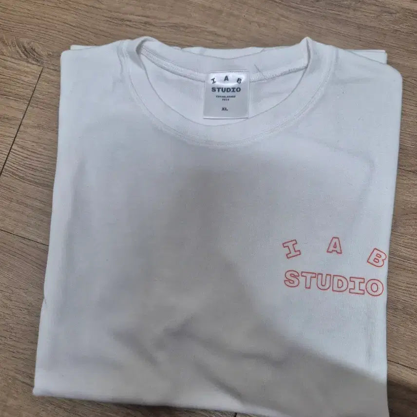 [BUNJANG] IAB STUDIO Line Logo T-Shirt White Orange XL / IAB STUDIO 라인 로고 티셔츠 화이트 오렌지 XL