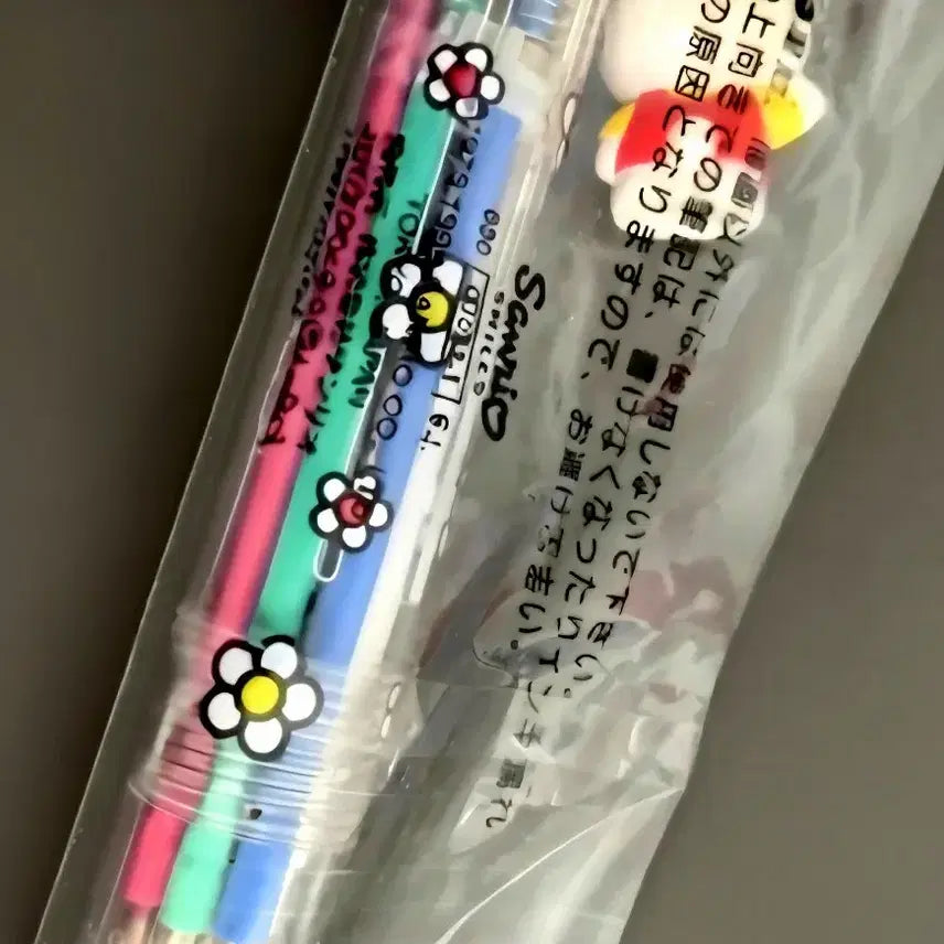 [BUNJANG] Hello Kitty 5-Color Ballpoint Pen &amp; Mechanical Pencil / 키티 5색볼펜샤프, 키티 샤프볼펜, 키티 다색볼펜