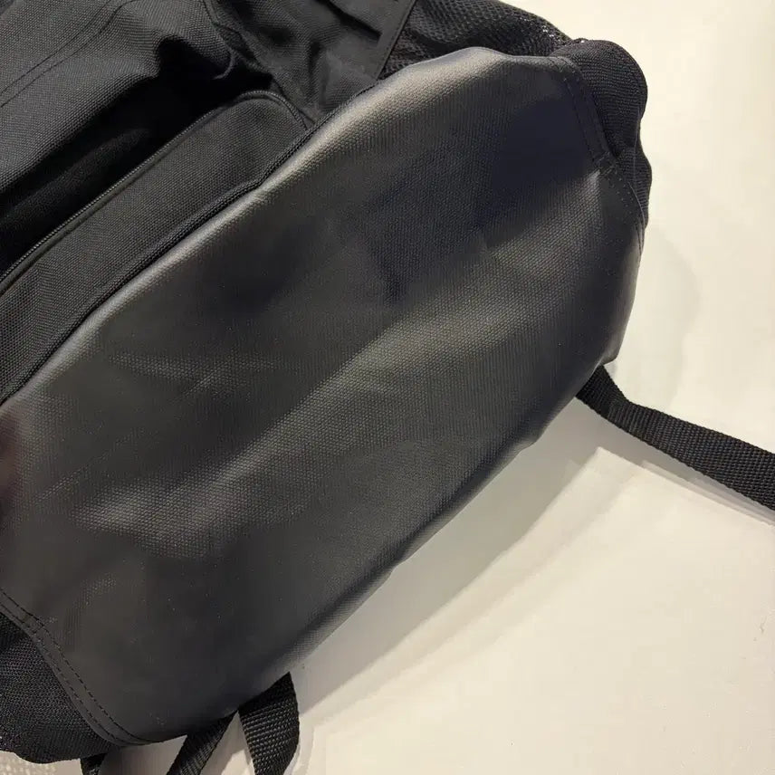 [BUNJANG] Carhartt Legacy Black Backpack / 칼하트 레거쉬 블랙 백팩 가방