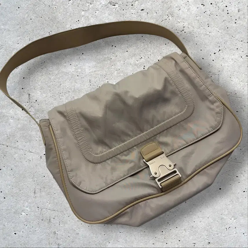[BUNJANG] Martin Kim Shoulder Bag Beige / 마틴킴 가방 숄더백 베이지
