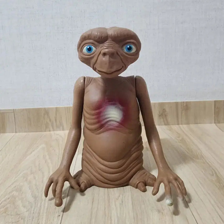 [BUNJANG] Vintage E.T. 8-Inch Sofubi Figure / (고전) 빈티지 이티 (E.T) 8인치 소프비 팝니다.