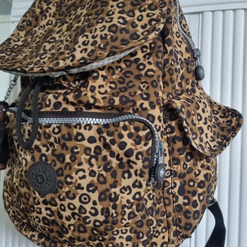[BUNJANG] Kipling Backpack with Keyring / 키플링  백팩 + 키링 포함   넓이28 길이33